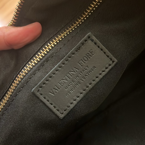 Valentina Fiore Black Woven Leather Gold Studded Handbag Gold Chain Strap bag - Picture 15 of 16